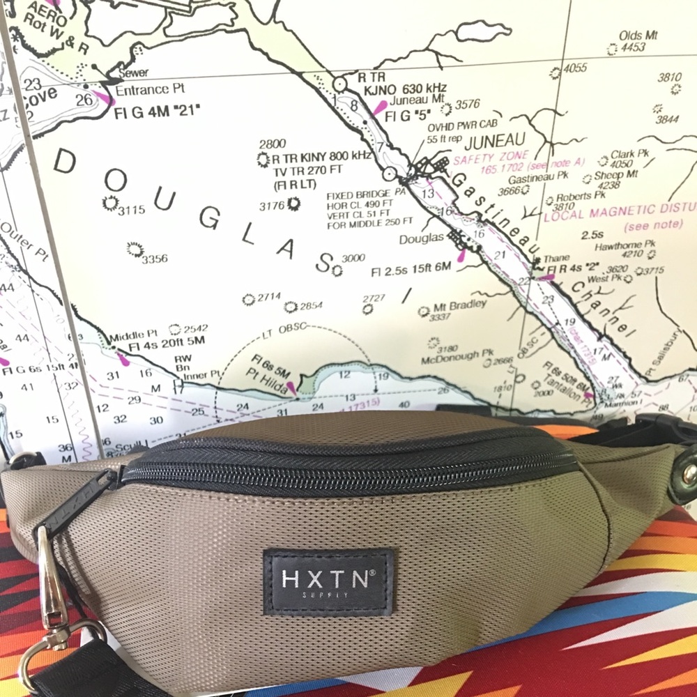 HXTN supply Mens Olive Fanny Pack